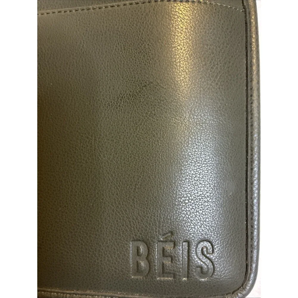 BÉIS Padded Laptop Sleeve Green Faux Leather Computer Case